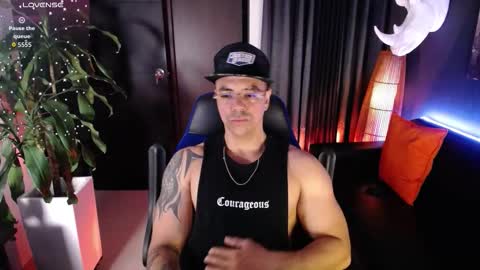 Snapshot of seddy_ chatting on 10.16.25 sed online show from 10.16.25