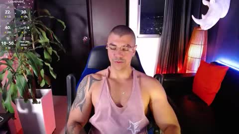 Snapshot of seddy_ chatting on 10.21.25 sed online show from 10.21.25