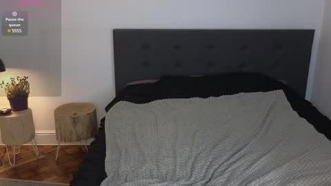 Snapshot of seduced_by_sara chatting on 12.01.24 Sara online show from 12.01.24