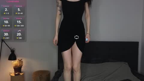 Snapshot of seduced_by_sara chatting on 12.27.24 Sara online show from 12.27.24