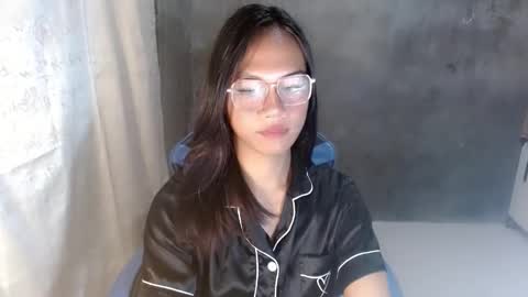 Snapshot of seducive_thea chatting on 02.28.26 seducive_thea online show from 02.28.26