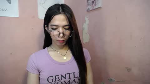 Snapshot of seductive_abia chatting on 02.17.25 JUST CALL ME ABIA online show from 02.17.25