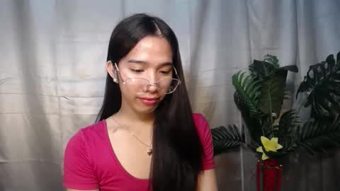 Snapshot of seductive_abia chatting on 10.17.25 JUST CALL ME ABIA online show from 10.17.25