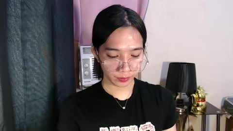 Snapshot of seductive_abia chatting on 05.13.26 JUST CALL ME ABIA online show from 05.13.26