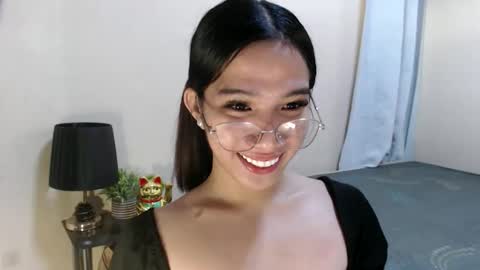 Snapshot of seductive_abia chatting on 05.26.26 JUST CALL ME ABIA online show from 05.26.26