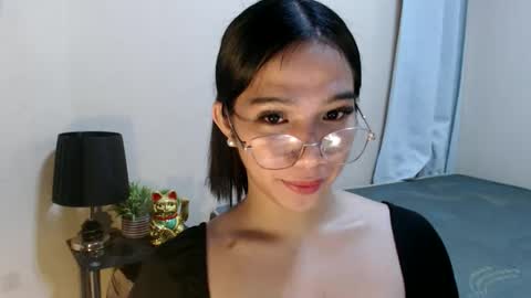 Snapshot of seductive_abia chatting on 05.26.26 JUST CALL ME ABIA online show from 05.26.26