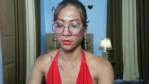 Snapshot of seductive_astrid chatting on 05.03.26 seductive_astrid online show from 05.03.26