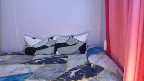 Snapshot of seductive_jhanna chatting on 10.19.25 seductive_jhanna online show from 10.19.25