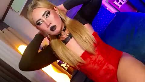 SCARLETTE  online show from 04.14.26