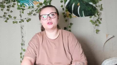 seductive_she_wolf online show from 10.06.25