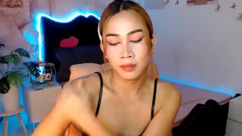 Vanessa online show from 02.23.26