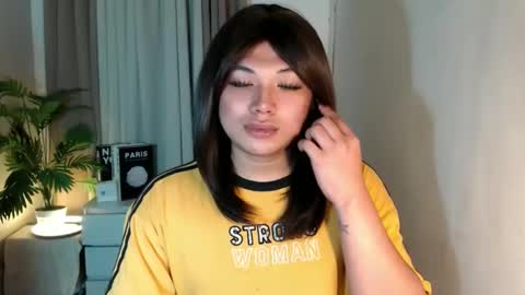 Snapshot of seductivedeluxe69 chatting on 02.22.26 Deluxe online show from 02.22.26