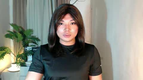 Snapshot of seductivedeluxe69 chatting on 02.28.26 Deluxe online show from 02.28.26