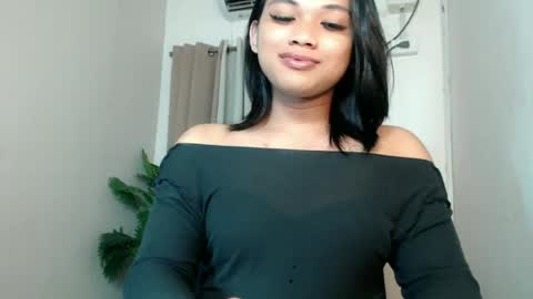 Snapshot of seductivedeluxe69 chatting on 07.03.26 Deluxe online show from 07.03.26