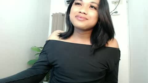 Snapshot of seductivedeluxe69 chatting on 07.10.26 Deluxe online show from 07.10.26