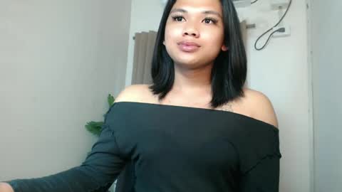Snapshot of seductivedeluxe69 chatting on 07.18.26 Deluxe online show from 07.18.26