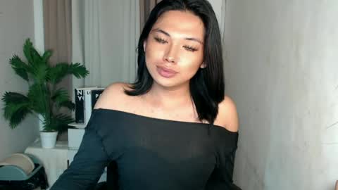 Snapshot of seductivedeluxe69 chatting on 07.29.26 Deluxe online show from 07.29.26