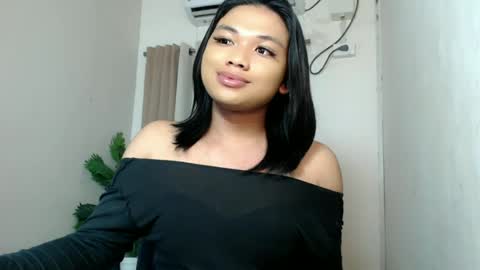 Snapshot of seductivedeluxe69 chatting on 07.31.26 Deluxe online show from 07.31.26