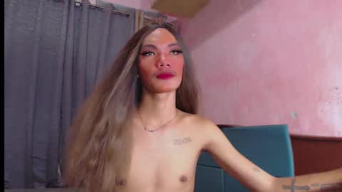 Snapshot of seductivehugecock69 chatting on 04.14.26 seductivehugecock69 online show from 04.14.26