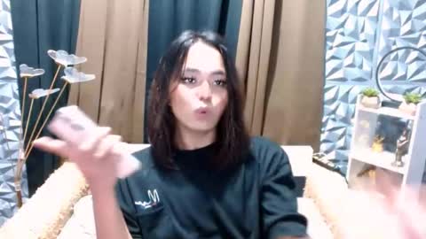 Lala online show from 09.19.25