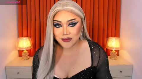 Snapshot of seductivelolalola chatting on 02.26.25 Natalie Mefford online show from 02.26.25