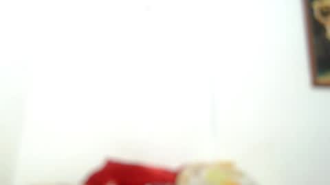 Estefany online show from 12.17.24