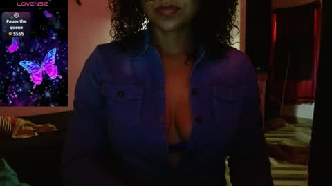Snapshot of seductress_malia chatting on 07.24.26 seductress_malia online show from 07.24.26