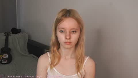 See Its honey bunny  im Lana online show from 06.21.26