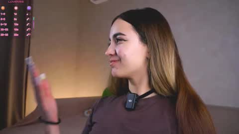 Snapshot of seeeyoubaby chatting on 10.16.25 Slavia online show from 10.16.25