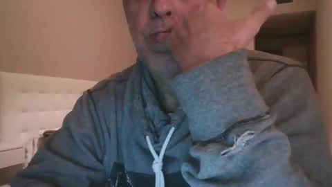 Snapshot of segebe chatting on 11.10.25 segebe online show from 11.10.25