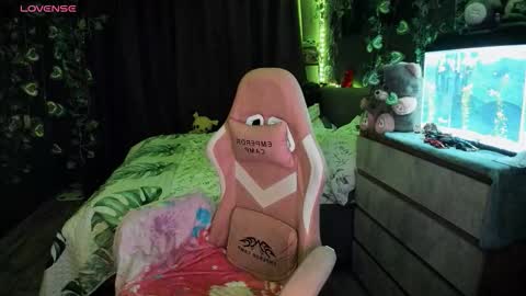 Selby online show from 11.26.25