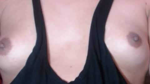 Snapshot of selda_ chatting on 12.30.24 Selda online show from 12.30.24