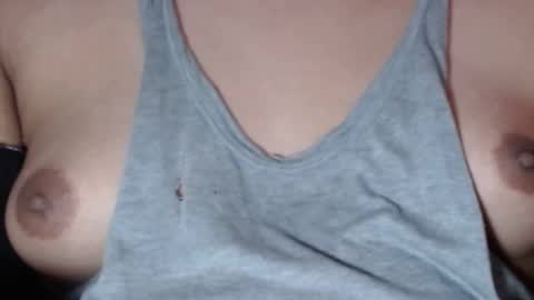 Snapshot of selda_ chatting on 01.16.25 Selda online show from 01.16.25