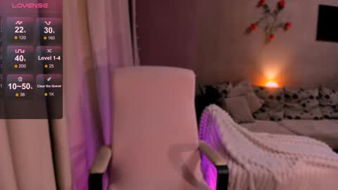 Snapshot of selectrra chatting on 11.17.25 selectrra online show from 11.17.25