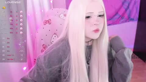 Snapshot of selena___cute chatting on 07.01.26 Selena online show from 07.01.26