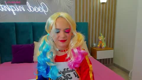 Selena online show from 10.10.25