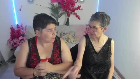 Snapshot of selena_ferreira chatting on 09.22.25 Selena online show from 09.22.25