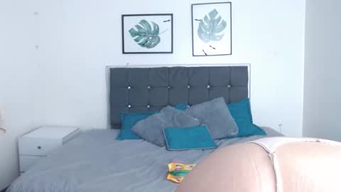 Selena online show from 11.15.25