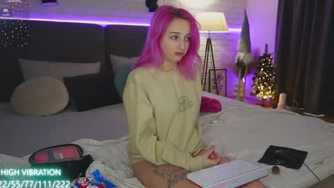 Snapshot of selena_lily chatting on 01.03.25 Selena Lily online show from 01.03.25