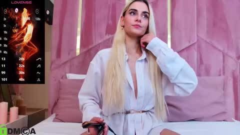 Selena online show from 02.21.26