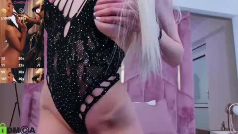 Selena online show from 04.14.26