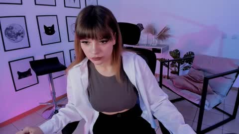 Snapshot of selenadearden chatting on 12.22.24 Selena ntmy online show from 12.22.24