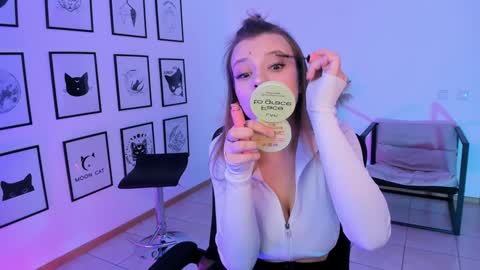 Snapshot of selenadearden chatting on 01.18.25 Selena ntmy online show from 01.18.25