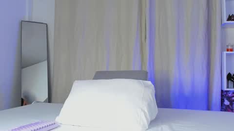 selenafox online show from 11.05.25