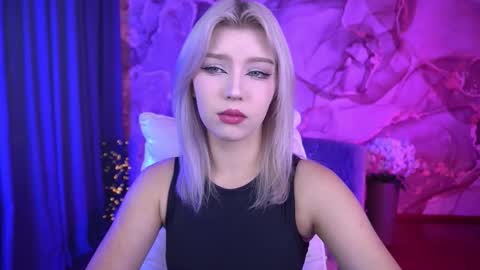 Snapshot of selenairis chatting on 10.14.25 selenairis online show from 10.14.25