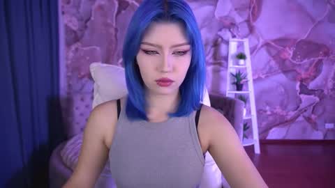 selenairis online show from 11.21.25