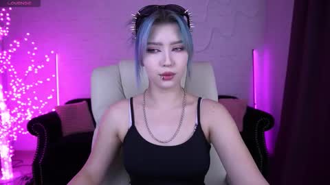 selenairis online show from 03.19.26