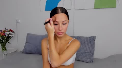 Selena online show from 09.25.25