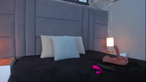 Snapshot of selene_tylor_ chatting on 02.16.25 Selene online show from 02.16.25