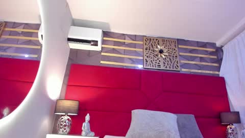 Snapshot of selene_tylor_ chatting on 03.09.25 Selene online show from 03.09.25